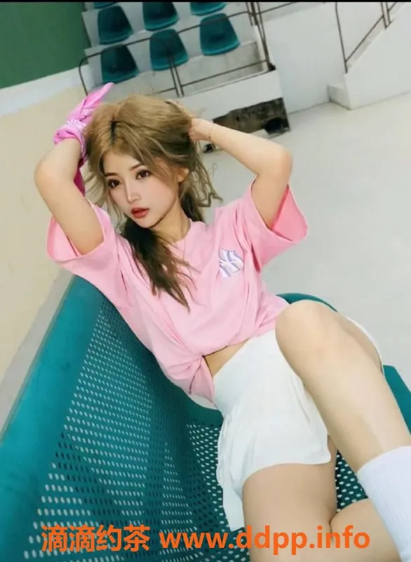 福州楼凤-晋安小喵 160CM 25岁 36C 陪浴服务仅8💰