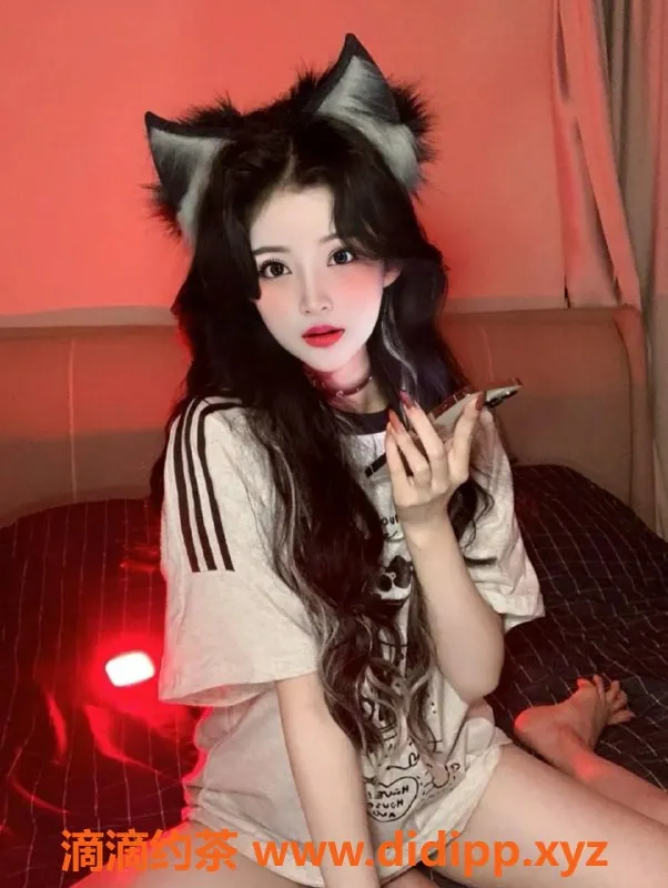 福州楼凤-晋安小喵 160CM 25岁 36C 陪浴服务仅8💰