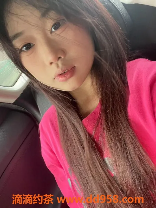 南通楼凤-崇川区嫩妹月月，六九鸳鸯浴等你体验