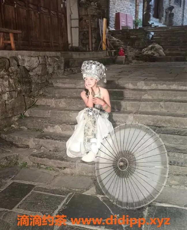 常州楼凤-常州乐儿，20岁C罩杯，身高166，服务超赞