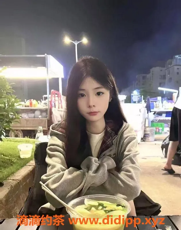 常州楼凤-常州21岁软糖，166身高，95体重，600P起