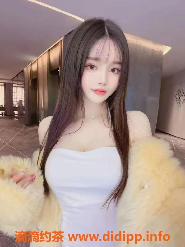 常州楼凤-武进湖塘默默，165身高，C罩杯，价格亲民