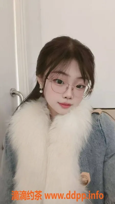 常州楼凤资源信息,常州可青，162身高22岁，100体重，600元起服务