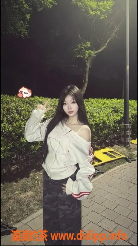 常州楼凤-常州武进思怡，身高168，20岁，热情服务