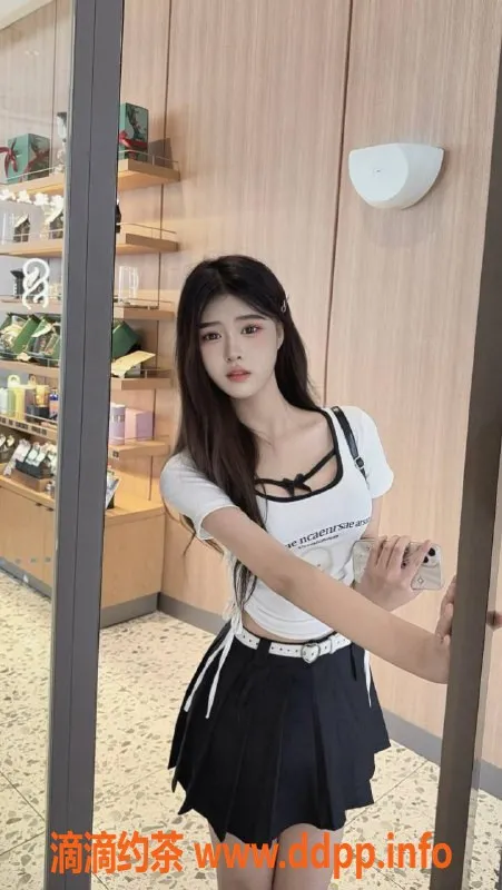 南通楼凤-小婷，165身高，C罩杯，800元服务