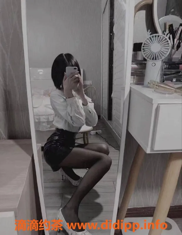 温州楼凤-瓯北范斯高，167cm，98斤，胸围B，颜值新人