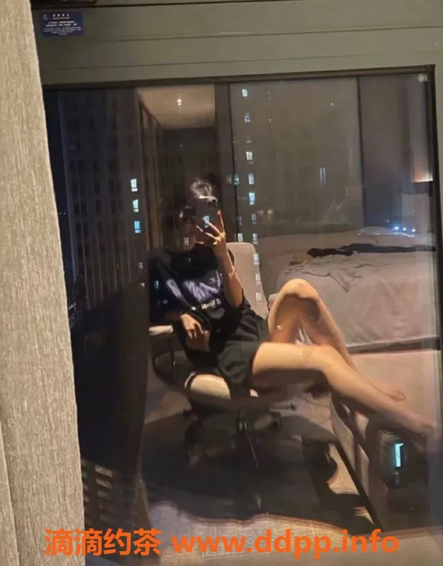 温州楼凤-瓯北范斯高，167cm，98斤，胸围B，颜值新人