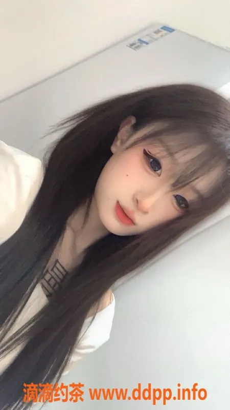 常州楼凤-武进曼曼，168cm嫩妹陪浴服务，800元起