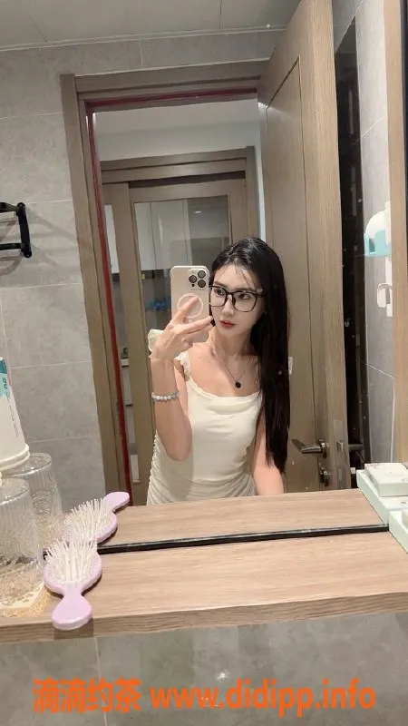 无锡楼凤-无锡市葡萄，165身高，价格1100P，服务多样