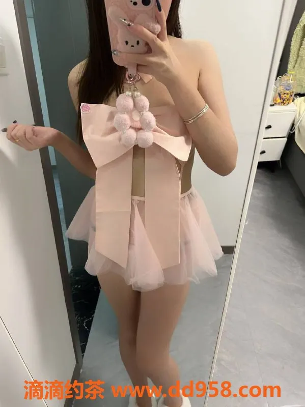 南通spa会所-开发区25岁B罩杯92技师半裸服务398元