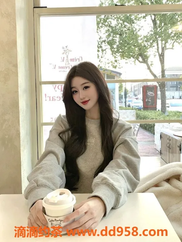 无锡楼凤-无锡可可：173cm D杯美丽身姿，1100元体验