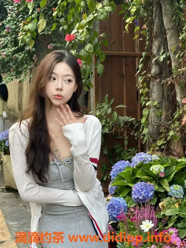 常州楼凤资源信息,常州桃怡，19岁160cm，90斤B+，800P高效服务