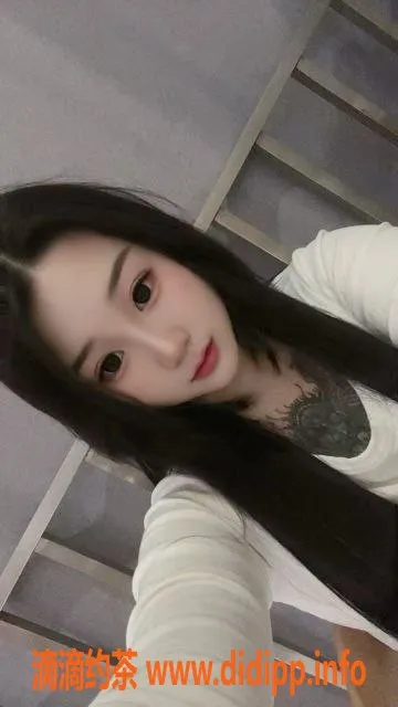 无锡楼凤-无锡清珞 167身高 C罩杯 价格1100P