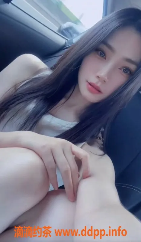 南通楼凤-崇川区小万，21岁大长腿，96斤熊b➕