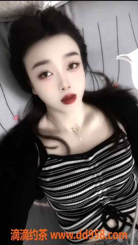 惠州楼凤资源信息,仲恺小羽毛，高挑身材，舌吻服务超赞