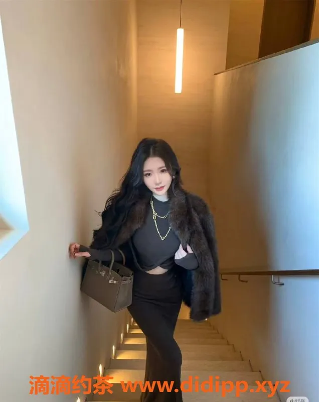 南通楼凤资源信息,三亚模特安琪，19岁御姐，身高172，价格P800起