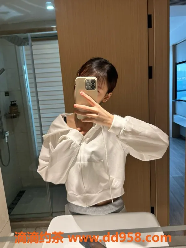 无锡楼凤-梁溪区小芙蓉，身材苗条只上门服务