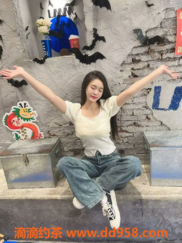 惠州楼凤-惠阳淡水依纯，21岁164cm美丽体验