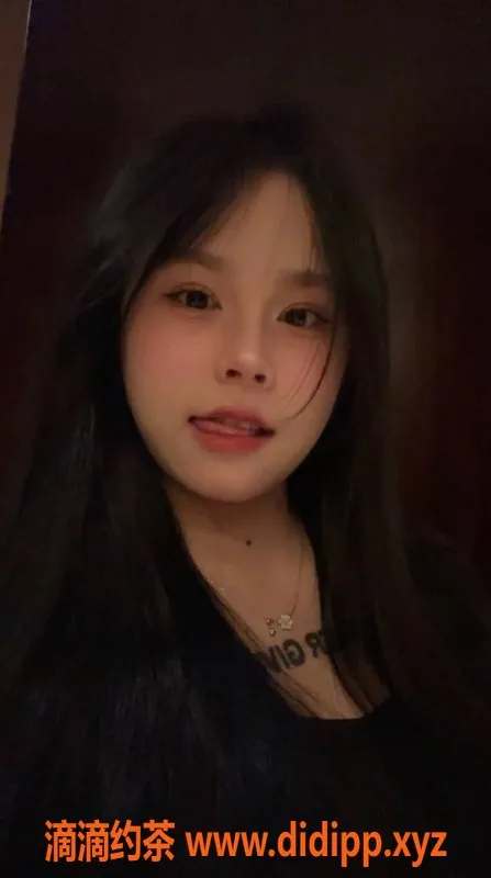 惠州楼凤资源信息,惠州啵啵，19岁娇嫩JK，550享鸳鸯戏水