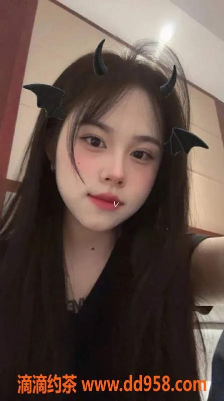 惠州楼凤-惠州啵啵，19岁娇嫩JK，550享鸳鸯戏水