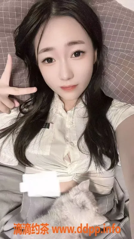 常州楼凤-武进嫩妹学生，身高175，课费800起