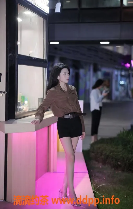 惠州楼凤-惠州安米 25岁御姐型美女 600元一次