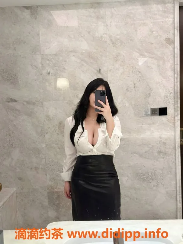 珠海楼凤-香洲娜娜，热情似火的绝美伴侣