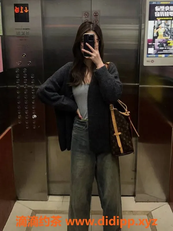 常州楼凤-常州茜茜，21岁168公分C杯美丽女神，性价比超高