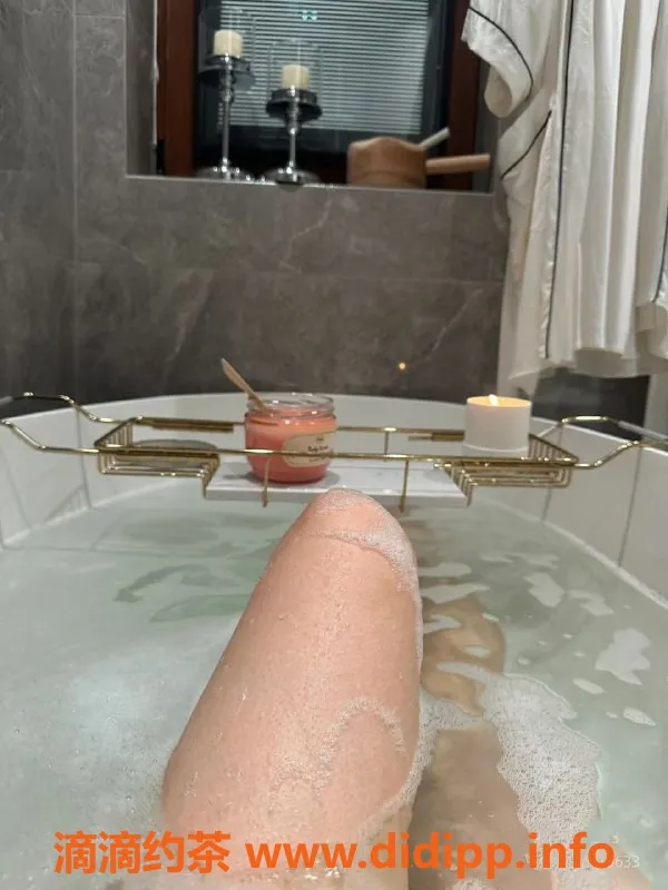 南通楼凤-崇川区十三姨，热情服务大胸御姐