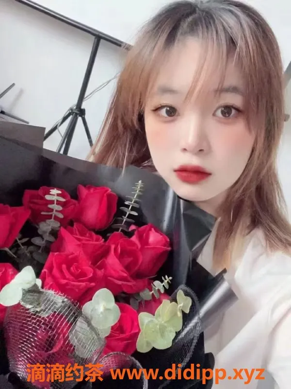 常州楼凤-武进嫩妹婷婷，身高166，超值陪浴服务只需800