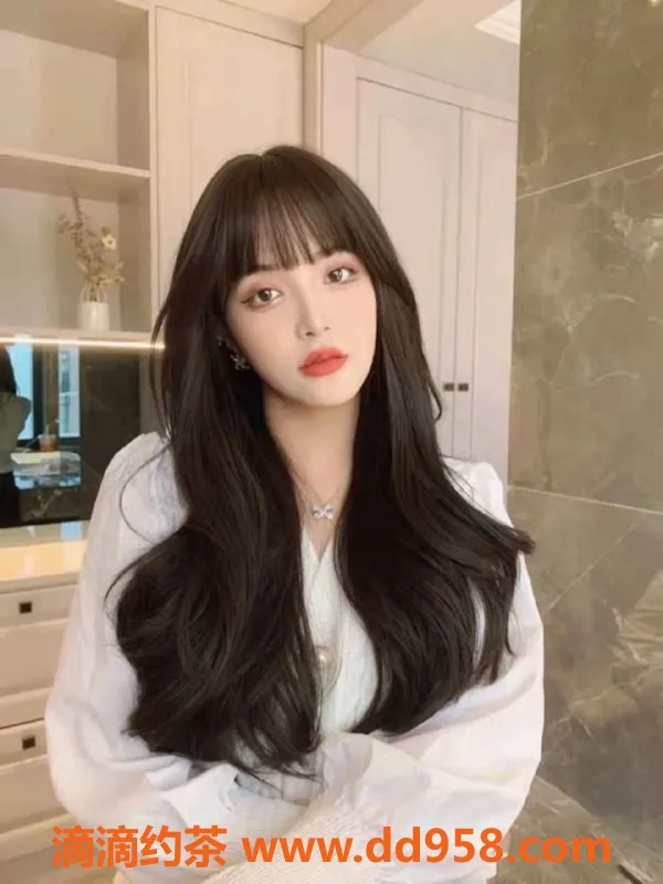 常州楼凤-常州艺人羽蓝，身高167，23岁服务好