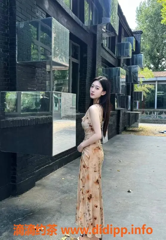 常州楼凤资源信息,常州小姜，20岁168cm C杯，800P超值服务