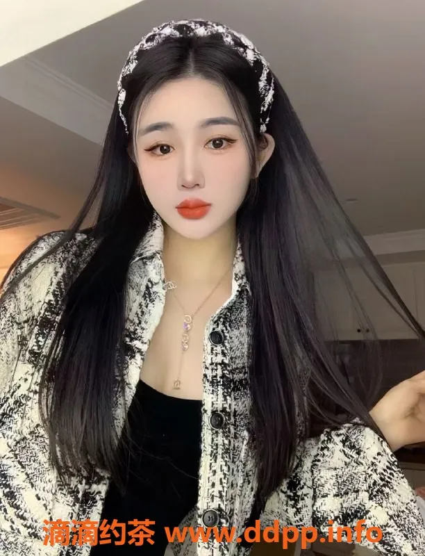 常州楼凤-武进嫩妹栗子，168cm制服口调情等您来体验