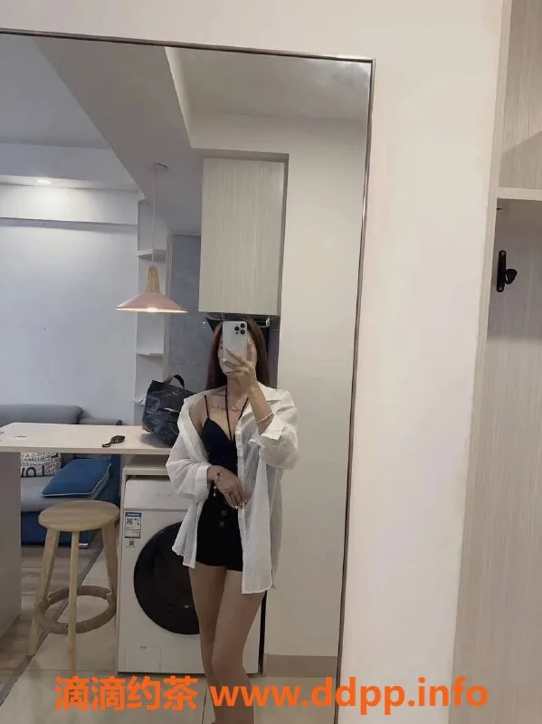 惠州楼凤-江北芳芳，20岁160身高C罩杯，听话乖巧