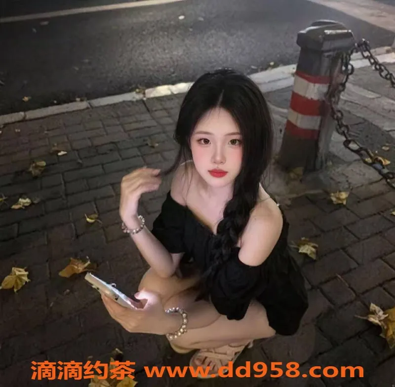 南通楼凤资源信息,南通悦玺21岁白肤美少女，160C火辣身材