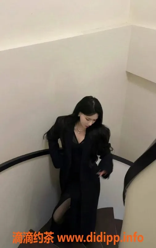 常州楼凤-常州小柒柒，21岁，170cm，100斤，仅需600P