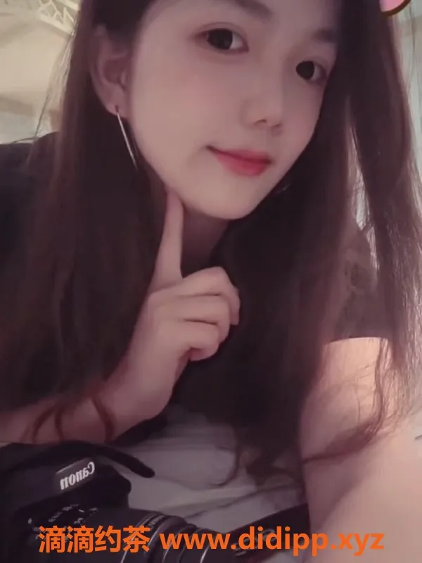 常州楼凤-常州小甜宝，19岁163身高，轻盈体态等你体验