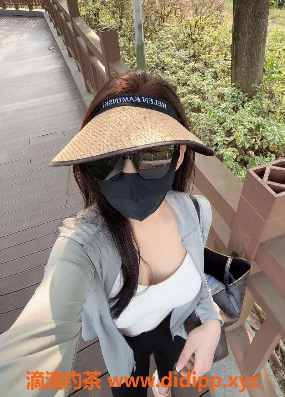 南通楼凤-崇川区小梧桐，优雅御姐等你来约