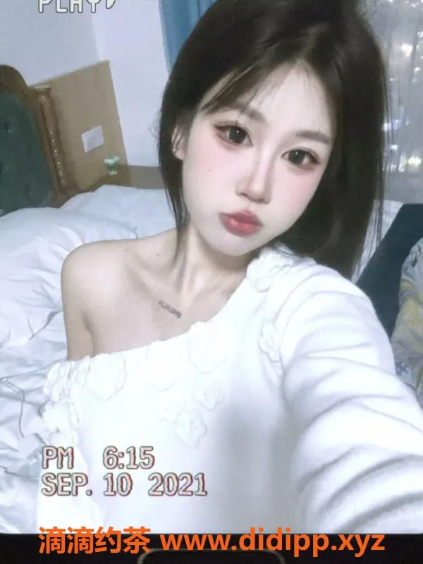 常州楼凤-常州晴晴，21岁，171cm，95斤C罩杯，800元起