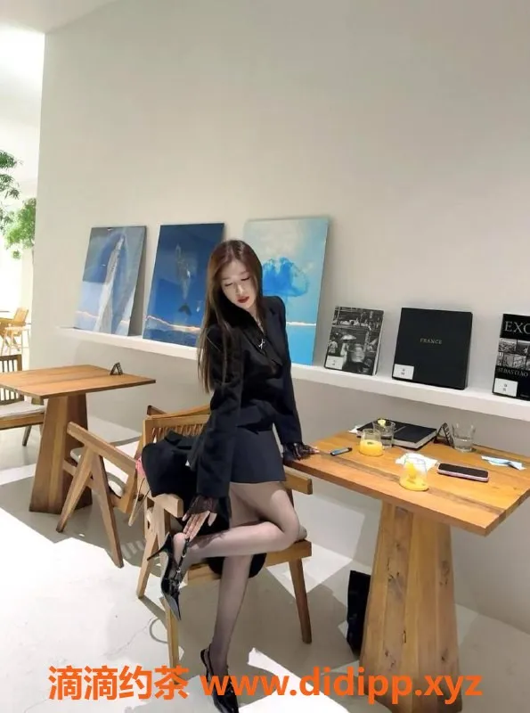 南通楼凤资源信息,南通萱萱，24岁，肤白貌美，服务多样