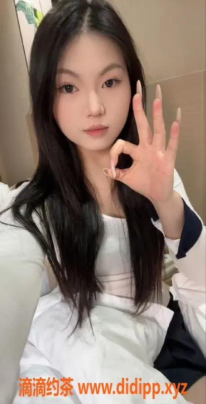 南通楼凤-崇川区小17，嫩妹伴游服务，8p体验！