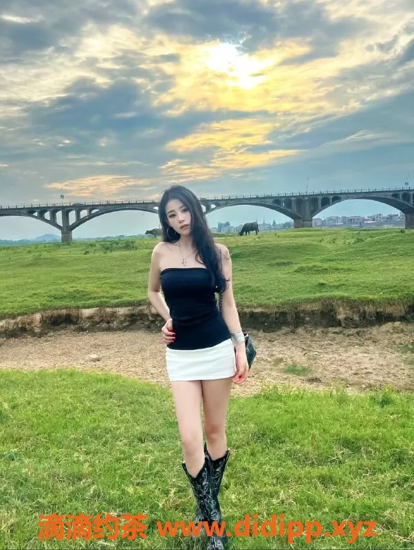 徐州楼凤-徐州小琴，168厘米94斤，提供全套服务