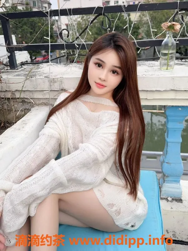 中山楼凤-港口小曼，26岁，36D，课程500/p，超值体验！