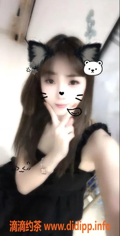 惠州楼凤-惠州小奶，23岁172cm，550元体验舒适服务