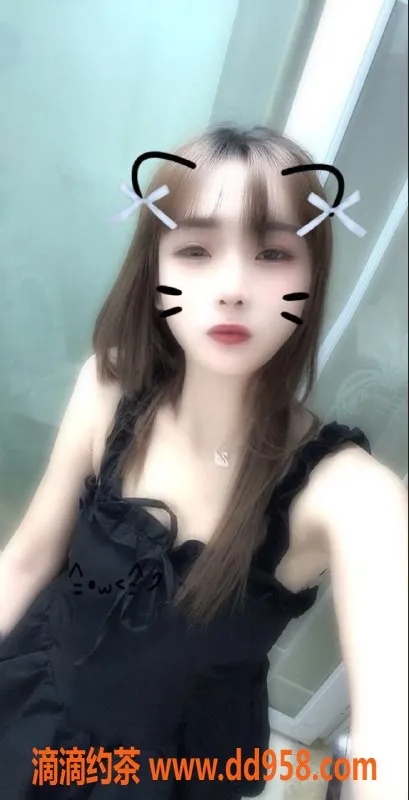 惠州楼凤-惠州小奶，23岁172cm，550元体验舒适服务