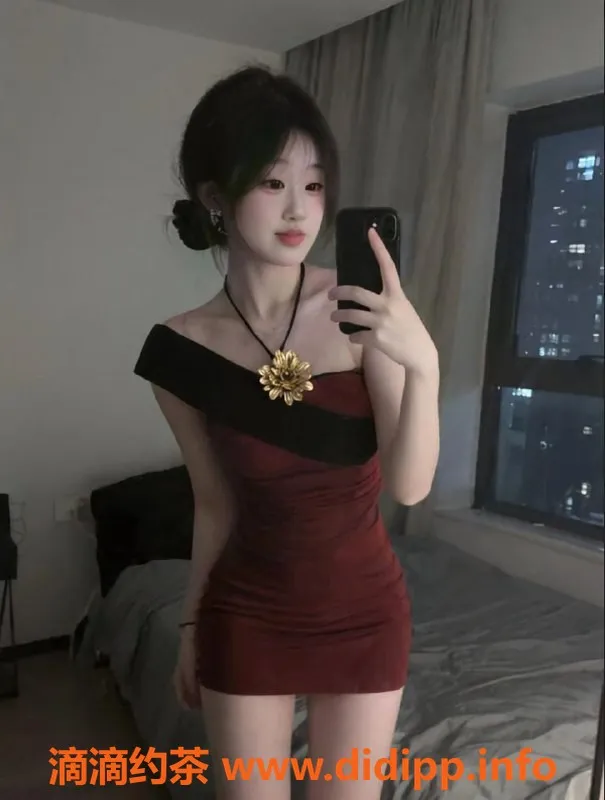 惠州楼凤-惠阳小雨 19岁 164cm 45kg 陪洗服务550元