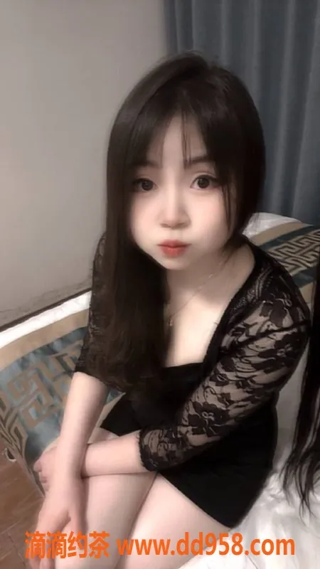 惠州楼凤-麦地文文，160身高轻盈B罩杯，激情服务等你体验！