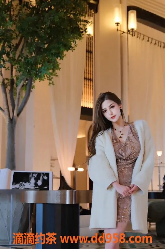 常州楼凤-金金：武进嫩妹，167身高伴浴服务