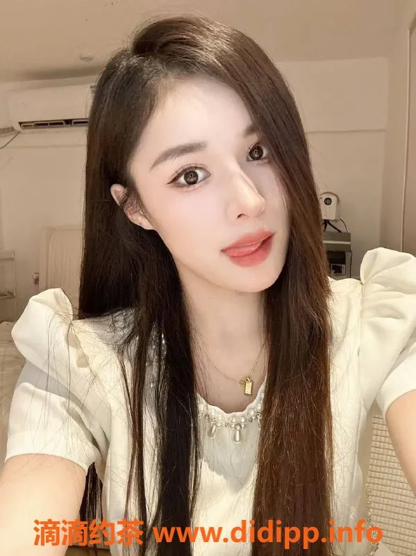 无锡楼凤-无锡小花花，1800PP尽享靓丽体验