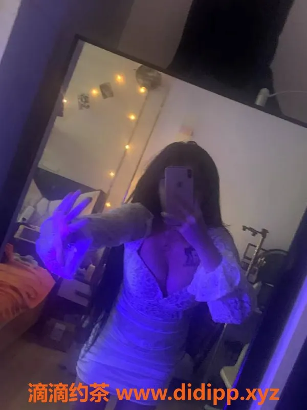 惠州楼凤-惠城24岁尤尤，36C胸器，800起步